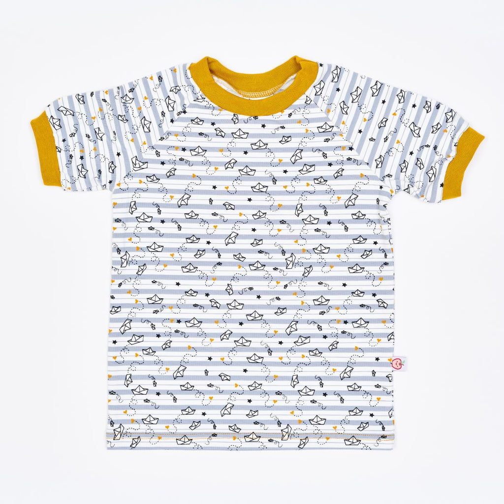 Boys t-shirt "My little golden Ship" made from 95% organic cotton and 5% elasthane